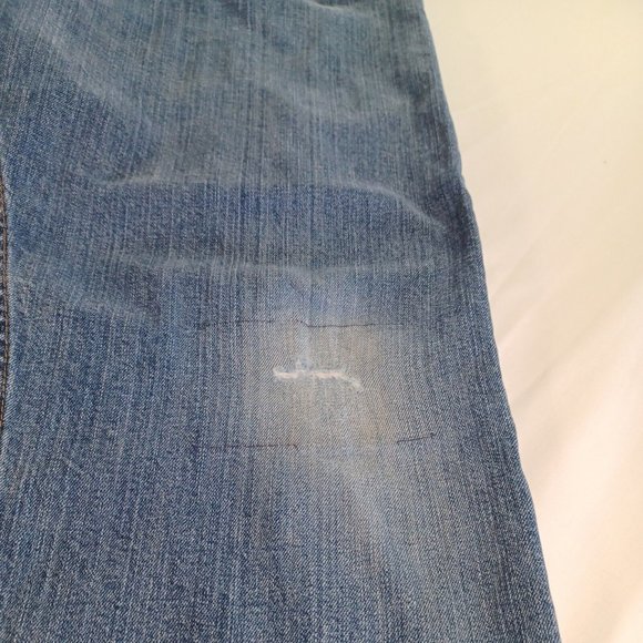 Wrangler Regular Fit Men's Size 38x29 Straight Leg Medium Wash Denim Blue Jeans - Picture 7 of 10